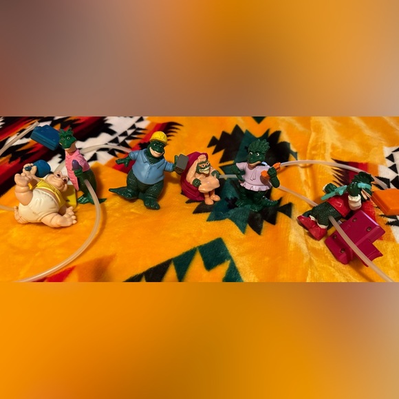 Dinosaur Action Figure Set - Multicolor - Picture 1 of 7